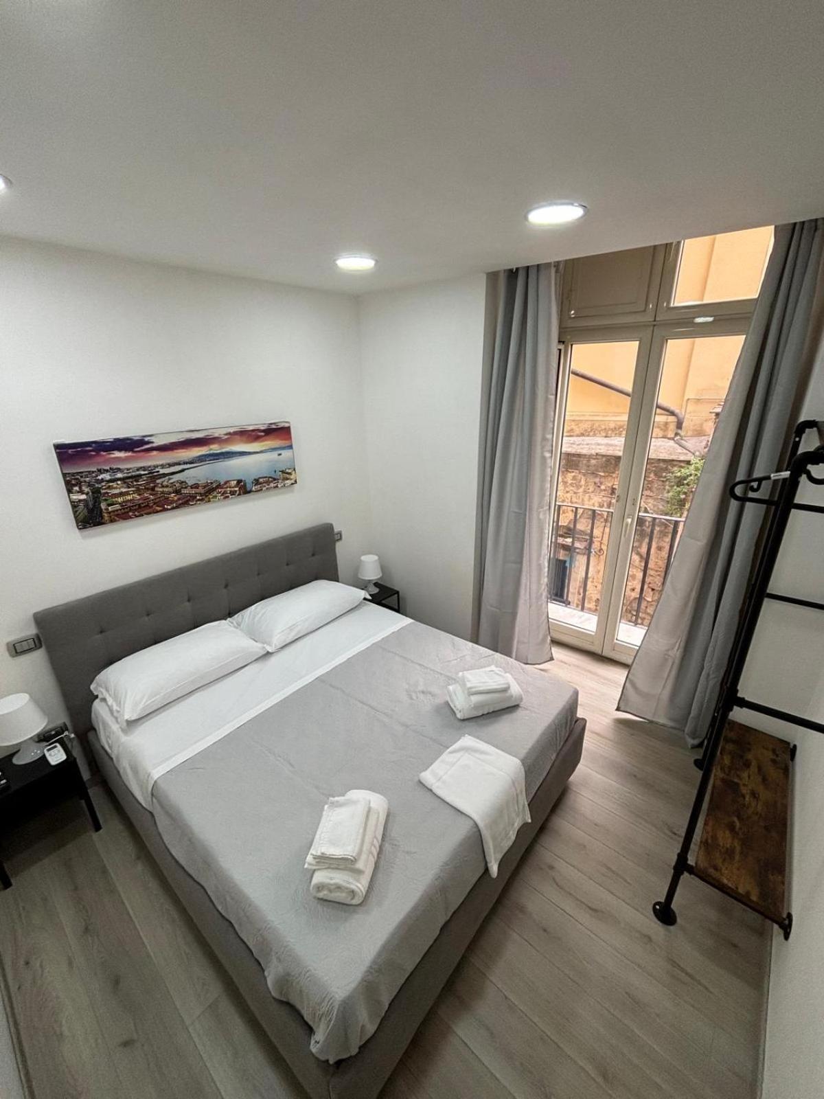 Na City Rooms Neapol Exteriér fotografie