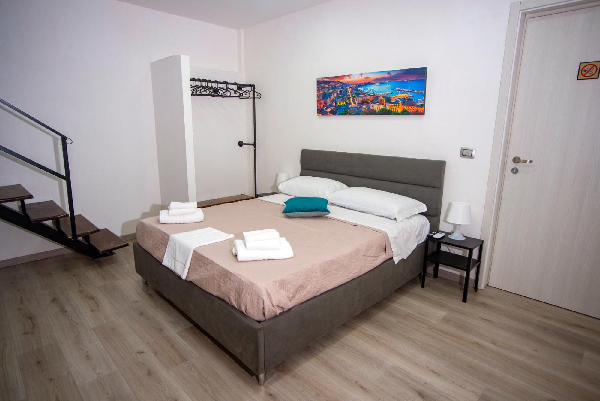 Na City Rooms Neapol Exteriér fotografie